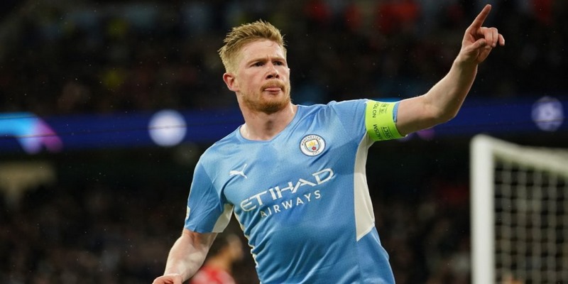 Tìm Hiểu Các Tiền Vệ Trung Tâm Hay Nhất Thế Giới Hiện Nay 4 Kevin De Bruyne đánh giá là một tiền vệ toàn diện